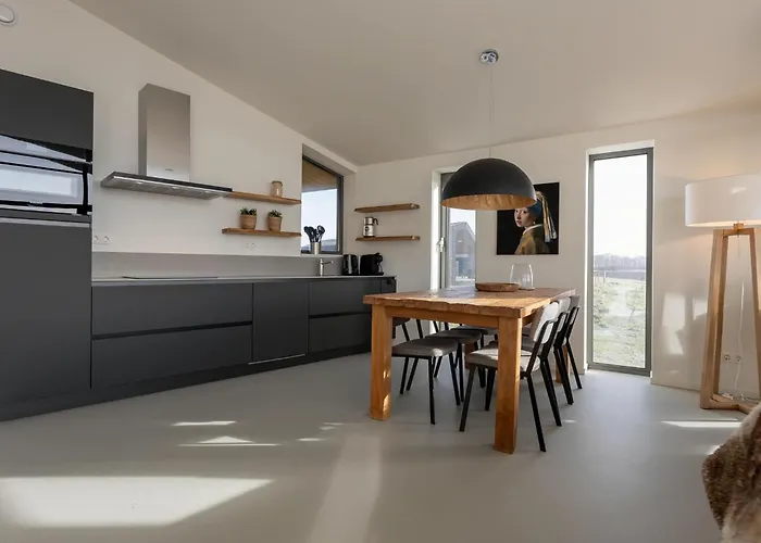 Pleasant Holiday Home With Garden